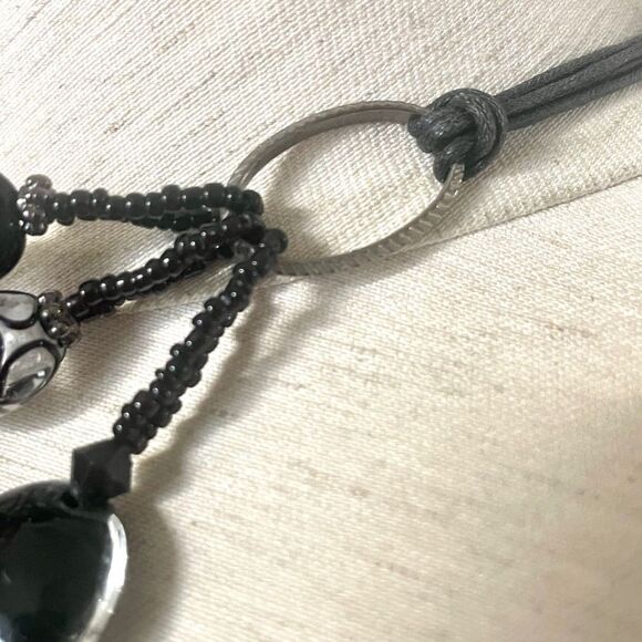 Black beaded multi strand Necklace - Picture 5 of 10
